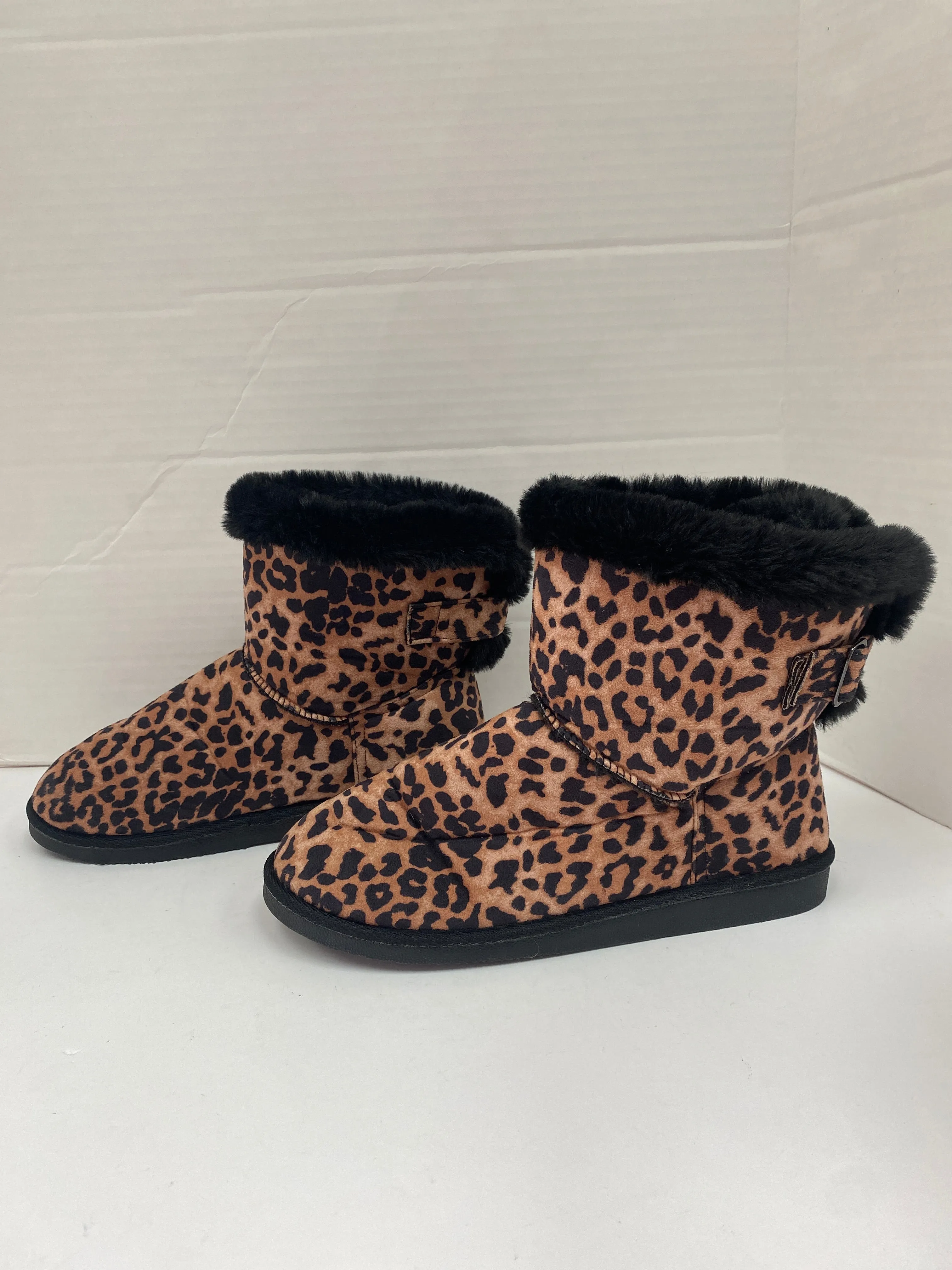 Animal Print Boots Ankle Flats Torrid, Size 8.5