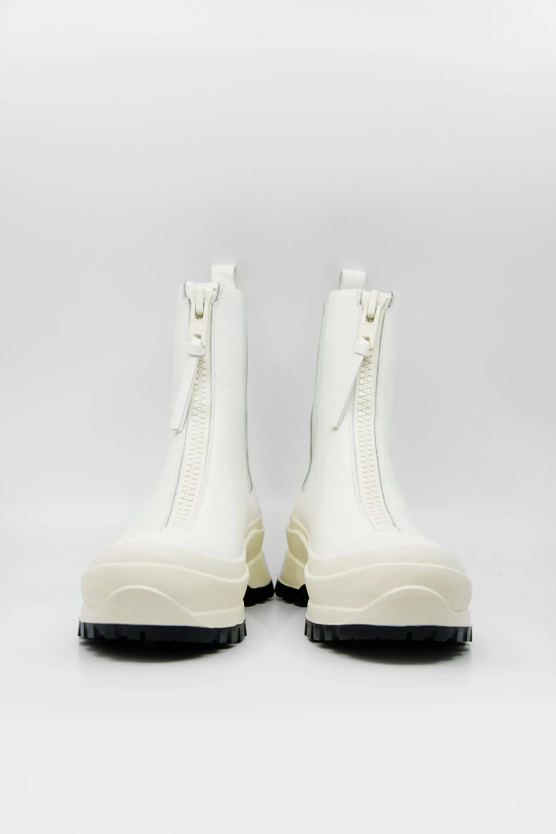 Boston Zip Boot Off-White