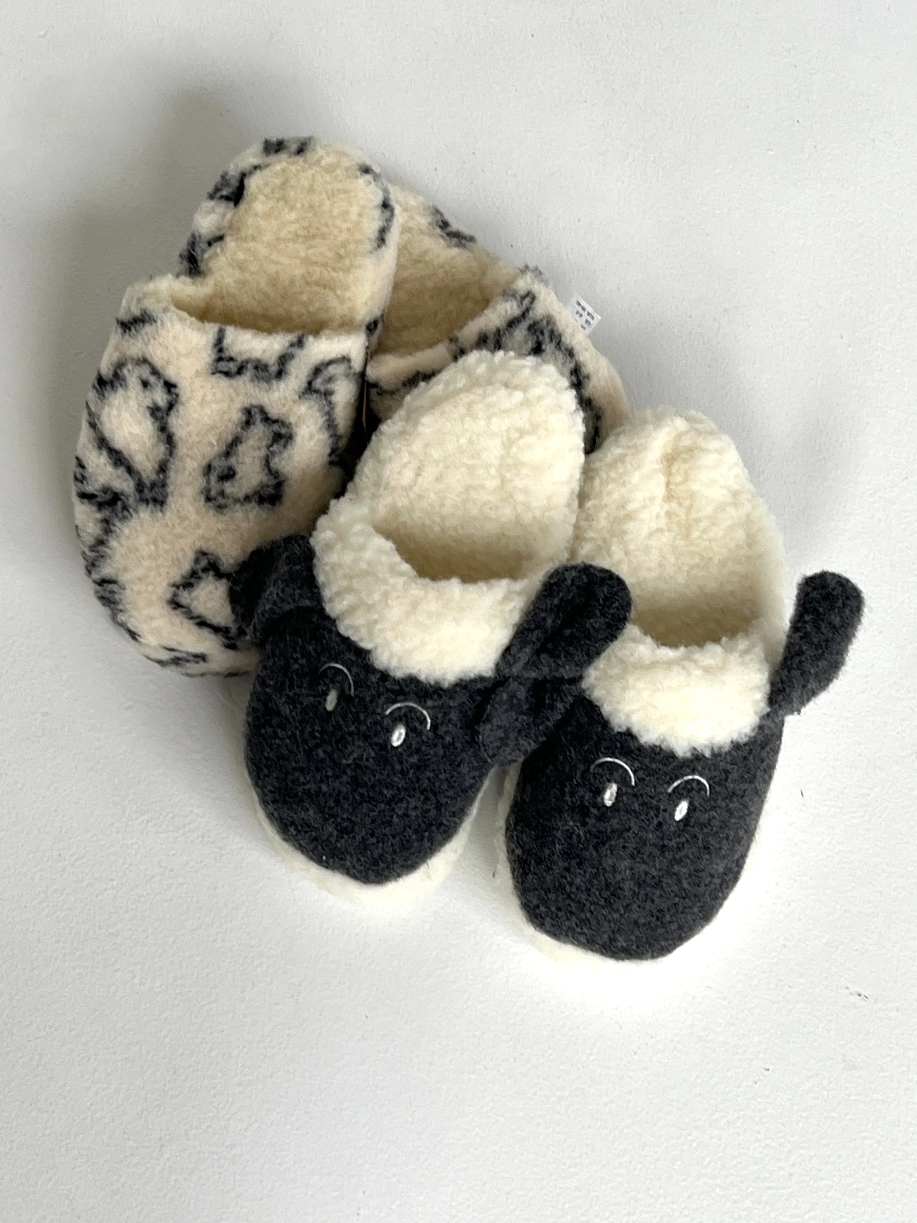 Cozy Wool Slide Slippers - Sheep Print