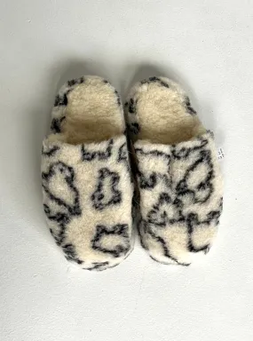 Cozy Wool Slide Slippers - Sheep Print