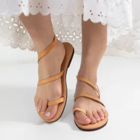 Daphne sandals (beige)