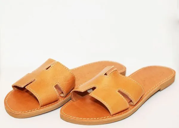 H Sandals Tan