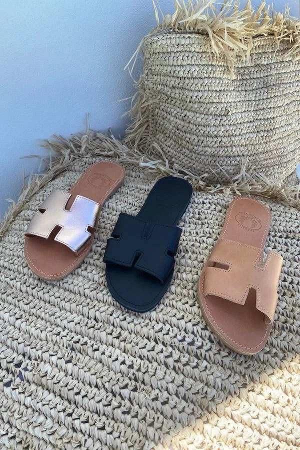 H Sandals Tan