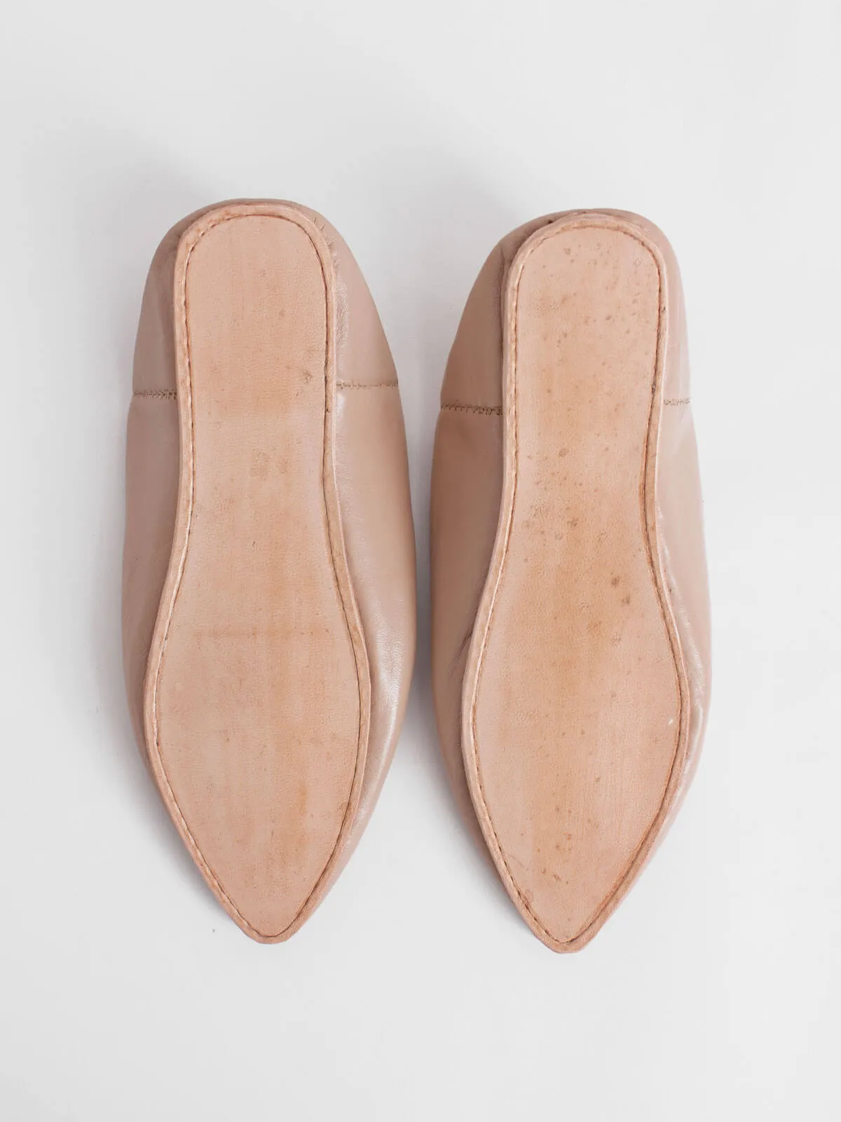 Moroccan Classic Pointed Babouche Slippers, Nude