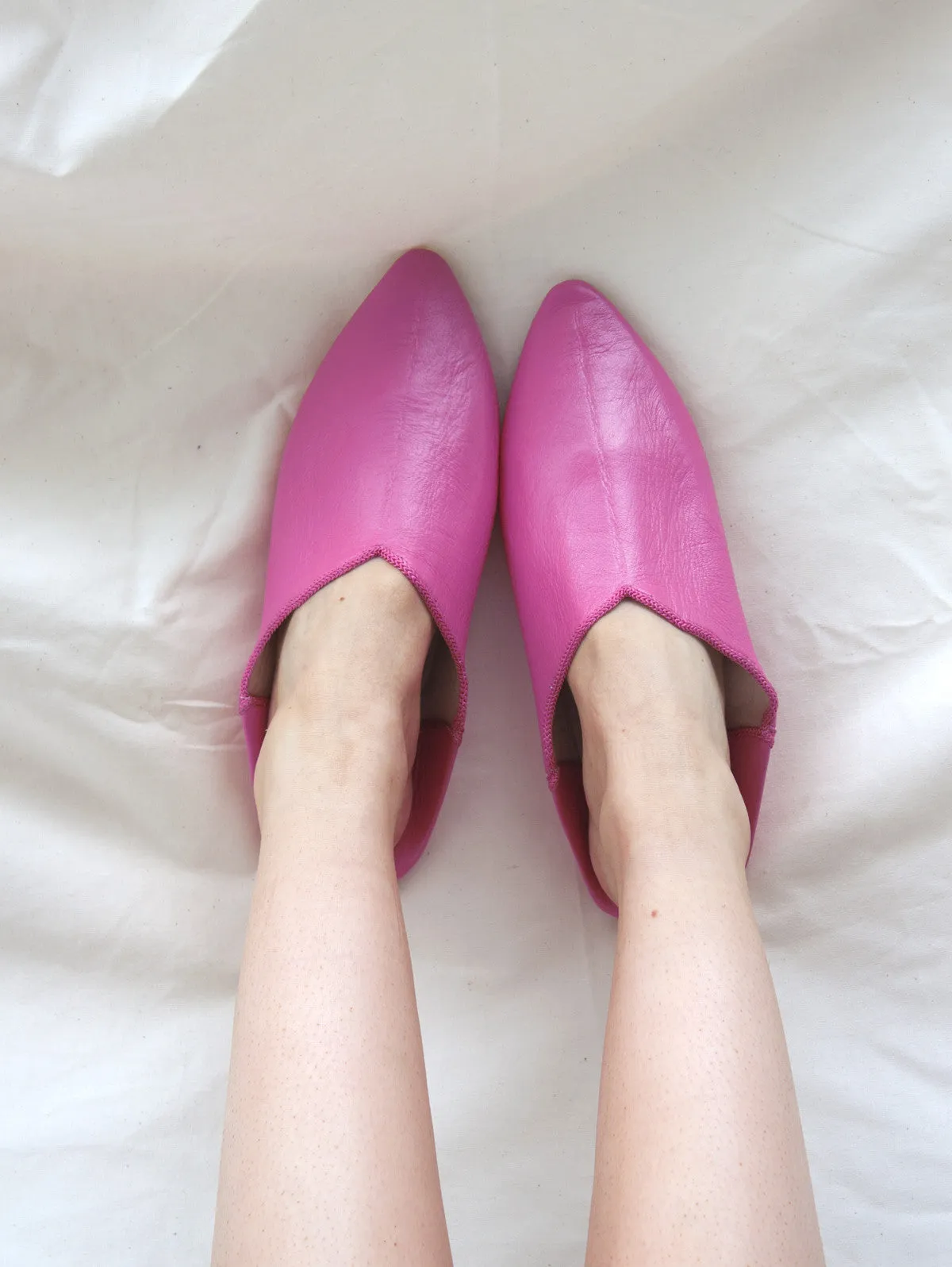 Moroccan Plain Pointed Babouche Slippers, Fuchsia